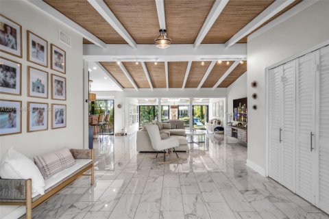 Casa en venta en Fort Lauderdale, Florida, 4 dormitorios, 180.51 m2 № 2076569 - foto 5