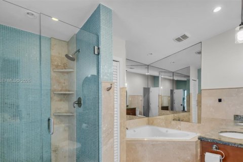Casa en venta en Fort Lauderdale, Florida, 4 dormitorios, 180.51 m2 № 2076569 - foto 21