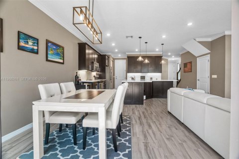 Adosado en venta en Lake Worth, Florida, 3 dormitorios, 176.05 m2 № 2062652 - foto 13