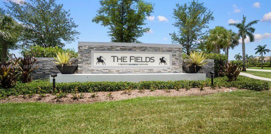 Adosado en Lake Worth, Florida 3 dormitorios, 176.05 m2 № 2062652