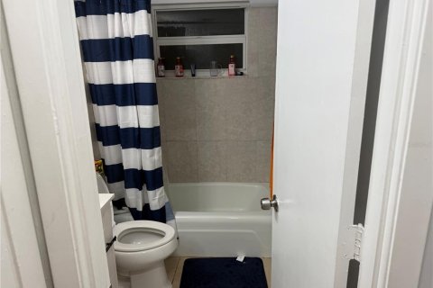 Propiedad comercial en venta en Venice, Florida, 4 dormitorios, 156.63 m2 № 1856536 - foto 7