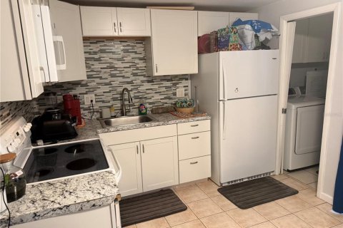 Propiedad comercial en venta en Venice, Florida, 4 dormitorios, 156.63 m2 № 1856536 - foto 3