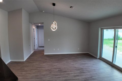 Casa en venta en Inverness, Florida, 4 dormitorios, 146.14 m2 № 1822985 - foto 5