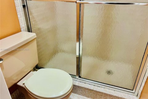 Condominio en venta en Plantation, Florida, 2 dormitorios, 112.41 m2 № 1990573 - foto 24