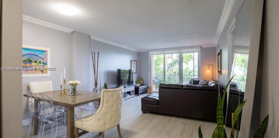 Condo in Plantation, Florida, 2 bedrooms  № 1971633