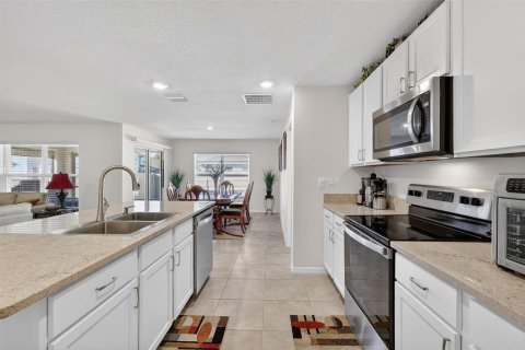 Casa en venta en Wildwood, Florida, 3 dormitorios, 154.59 m2 № 2196987 - foto 18