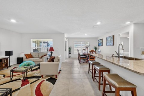Casa en venta en Wildwood, Florida, 3 dormitorios, 154.59 m2 № 2196987 - foto 11