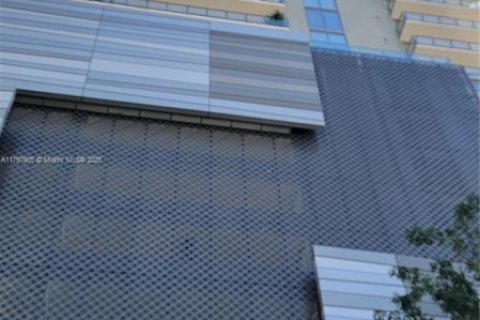 Condominio en venta en Miami, Florida, 2 dormitorios, 112.23 m2 № 1861472 - foto 3
