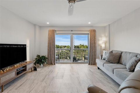 Condominio en venta en Oakland Park, Florida, 1 dormitorio, 63.17 m2 № 1696585 - foto 5