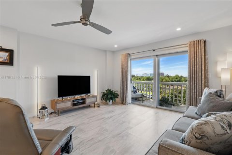 Condominio en venta en Oakland Park, Florida, 1 dormitorio, 63.17 m2 № 1696585 - foto 8