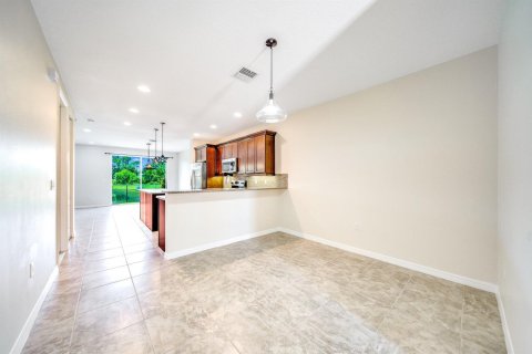 Townhouse in West Palm Beach, Florida 3 bedrooms, 167.87 sq.m. № 2084048 - photo 5