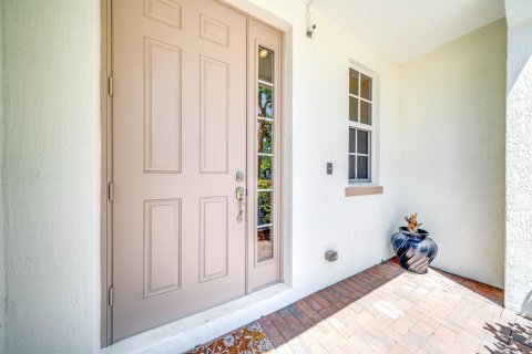 Townhouse in West Palm Beach, Florida 3 bedrooms, 167.87 sq.m. № 2084048 - photo 2