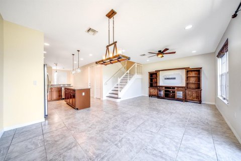 Townhouse in West Palm Beach, Florida 3 bedrooms, 167.87 sq.m. № 2084048 - photo 11