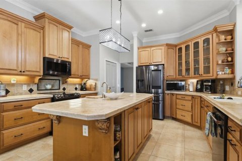 House in Inverness, Florida 4 bedrooms, 324.51 sq.m. № 2388133 - photo 3