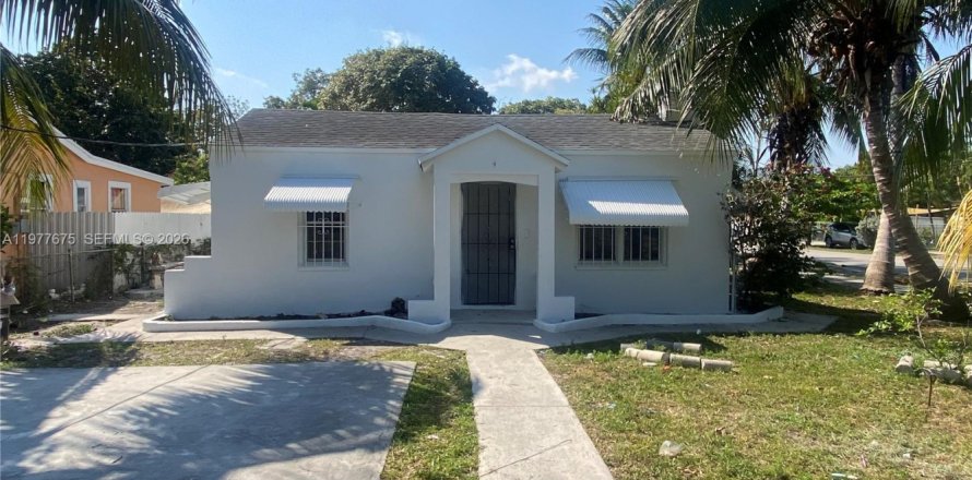 Villa ou maison à Miami, Floride 3 chambres, 175.59 m2 № 2155119