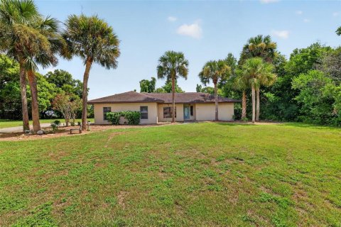Villa ou maison à vendre à Mount Dora, Floride: 3 chambres, 177.26 m2 № 2324038 - photo 5