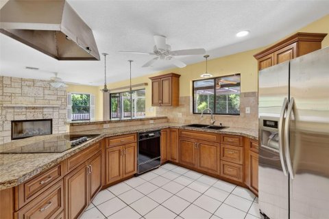 Villa ou maison à vendre à Mount Dora, Floride: 3 chambres, 177.26 m2 № 2324038 - photo 19