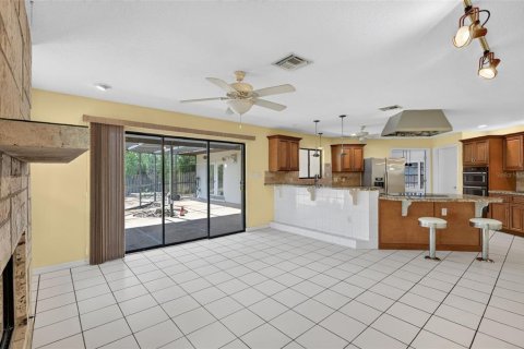 Villa ou maison à vendre à Mount Dora, Floride: 3 chambres, 177.26 m2 № 2324038 - photo 23