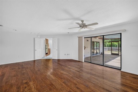 Villa ou maison à vendre à Mount Dora, Floride: 3 chambres, 177.26 m2 № 2324038 - photo 9