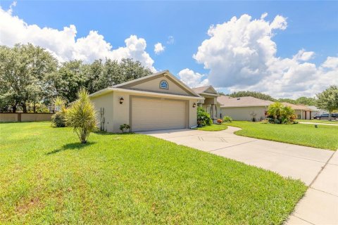 House in Port Orange, Florida 3 bedrooms, 158.21 sq.m. № 1838843 - photo 3