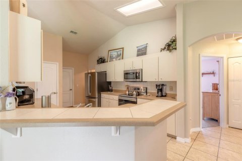 House in Port Orange, Florida 3 bedrooms, 158.21 sq.m. № 1838843 - photo 18