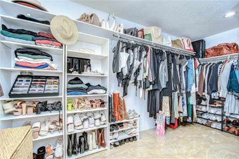 Casa en venta en Tampa, Florida, 4 dormitorios, 255.85 m2 № 1835860 - foto 19