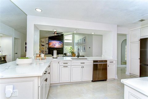 Casa en venta en Tampa, Florida, 4 dormitorios, 255.85 m2 № 1835860 - foto 24