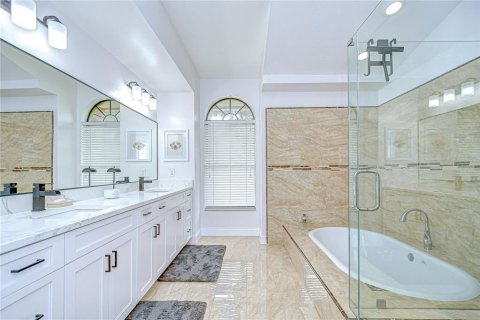 Casa en venta en Tampa, Florida, 4 dormitorios, 255.85 m2 № 1835860 - foto 17