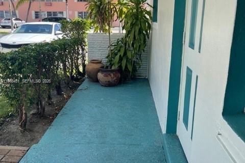 Immobilier commercial à vendre à Fort Lauderdale, Floride: 248.33 m2 № 2031982 - photo 7