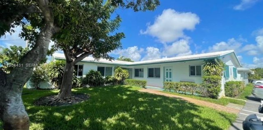 Immobilier commercial à Fort Lauderdale, Floride 248.33 m2 № 2031982