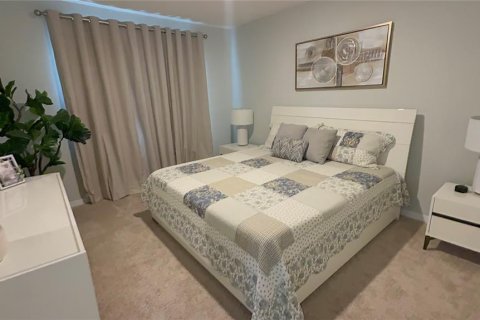 Casa en venta en Kissimmee, Florida, 4 dormitorios, 171.5 m2 № 1914186 - foto 15