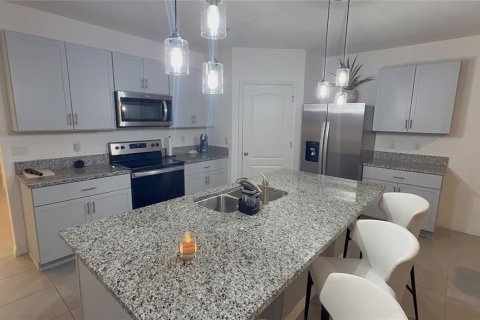 Casa en venta en Kissimmee, Florida, 4 dormitorios, 171.5 m2 № 1914186 - foto 12