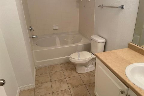 Condo in Orlando, Florida, 1 bedroom  № 1603270 - photo 10