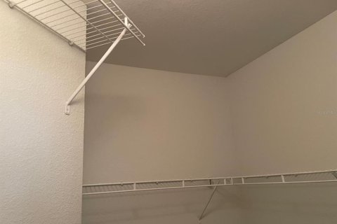 Condo in Orlando, Florida, 1 bedroom  № 1603270 - photo 9