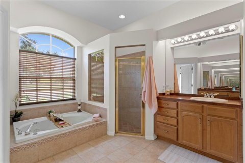 Villa ou maison à vendre à Tampa, Floride: 4 chambres, 267.84 m2 № 1827145 - photo 30