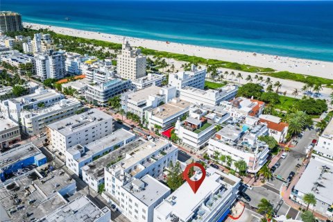 Condominio en venta en Miami Beach, Florida, 39.02 m2 № 1975595 - foto 5