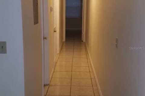Appartement à louer à Mount Dora, Floride: 2 chambres, 83.61 m2 № 1916723 - photo 10