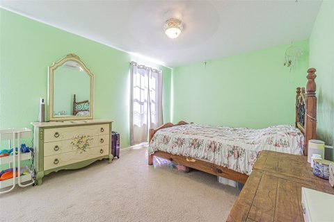 Casa en venta en Tampa, Florida, 5 dormitorios, 248.23 m2 № 1511065 - foto 26