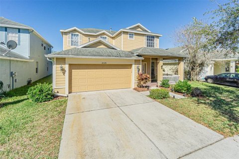 Casa en venta en Tampa, Florida, 5 dormitorios, 248.23 m2 № 1511065 - foto 2