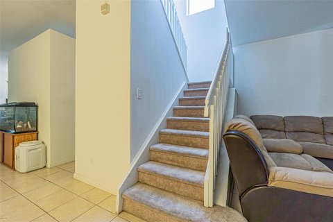 Casa en venta en Tampa, Florida, 5 dormitorios, 248.23 m2 № 1511065 - foto 19