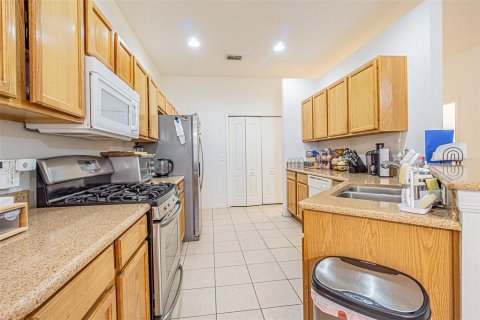 Casa en venta en Tampa, Florida, 5 dormitorios, 248.23 m2 № 1511065 - foto 7