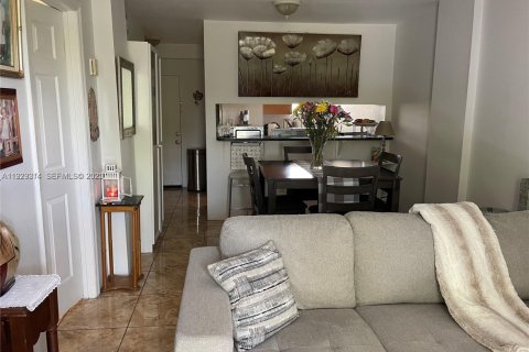 Immobilier commercial à louer à Miami, Floride: 1 chambre, 52.21 m2 № 1976942 - photo 5