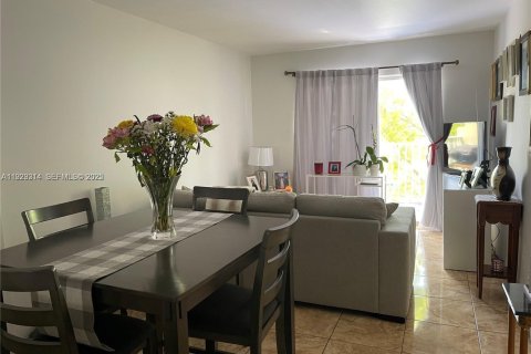 Immobilier commercial à louer à Miami, Floride: 1 chambre, 52.21 m2 № 1976942 - photo 4