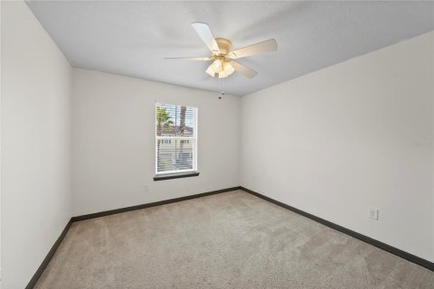 Touwnhouse à louer à Riverview, Floride: 3 chambres, 142.7 m2 № 2416309 - photo 17