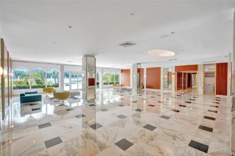 Купить кондоминиум в Майами-Бич, Флорида 1 спальня, 83.33м2, № 1921794 - фото 23