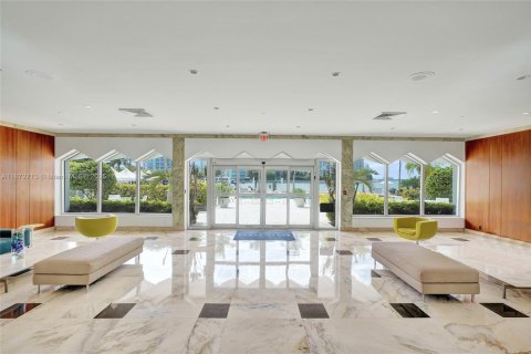 Купить кондоминиум в Майами-Бич, Флорида 1 спальня, 83.33м2, № 1921794 - фото 24