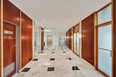 Купить кондоминиум в Майами-Бич, Флорида 1 спальня, 83.33м2, № 1921794 - фото 22