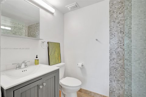 Купить кондоминиум в Майами-Бич, Флорида 1 спальня, 83.33м2, № 1921794 - фото 7