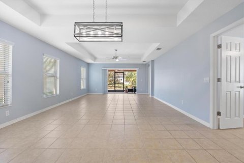 House in Palmetto, Florida 3 bedrooms, 134.62 sq.m. № 1901067 - photo 12