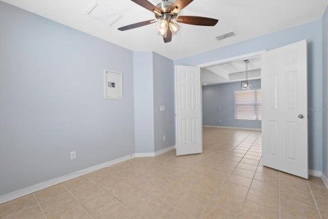 House in Palmetto, Florida 3 bedrooms, 134.62 sq.m. № 1901067 - photo 30